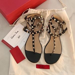 Valentino Rockstud Ankle-Strap Leather Thong